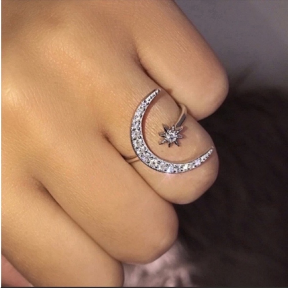 Last one!🆕 the moonlight ring (size 5-9) 5 star rated!